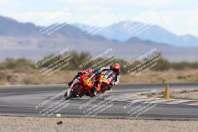 media/Nov-16-2025-Race Pace (Sun) [[8c5fa54630]]/Non Verified Riders (1st 20 Minutes)/5-Turn 15 (110pm)/